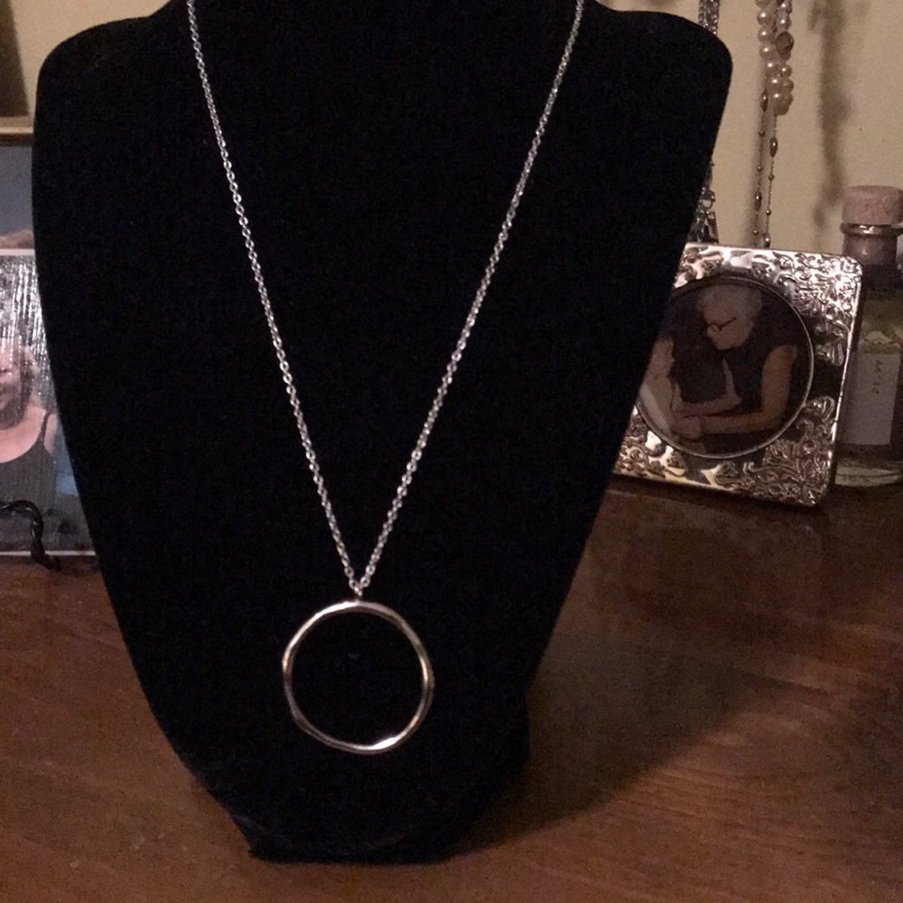 Circle necklace